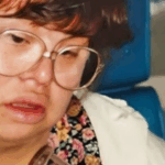 Una pareja con síndrome de Down tuvo un hijo: ahora tiene 27 años, ¿cómo lucen hoy?