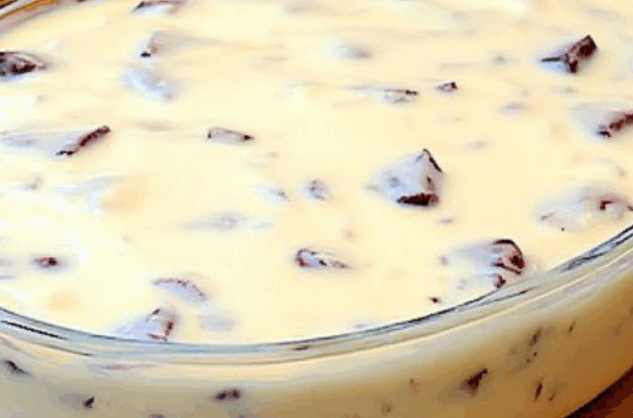 ¡Con solo 2 ingredientes, este postre te dejará asombrado!