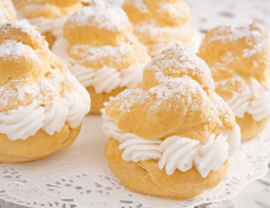 Profiteroles de Nata Montada